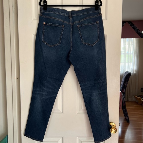 Old Navy Boyfriend Jeans - Picture 3 of 3